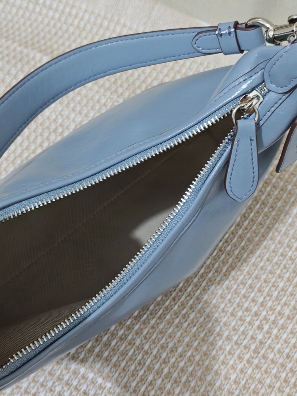 Coach Blue Leather Hobo Shoulder Bag With Extra Crossbody Strap - Picture 7 of 12